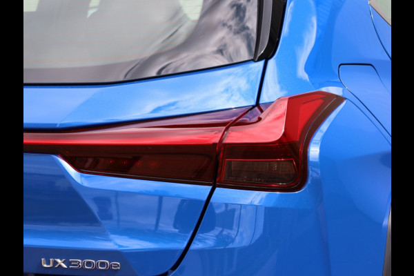 Lexus UX 300e Business 54 kWh | Leder | Stoelverwarming | Pdc