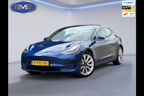 Tesla Model 3 Standard RWD Plus 60 kWh, 19 inch, 1e eigenaar, trekhaak,panoramadak, leder, nl auto met nationale auto pas