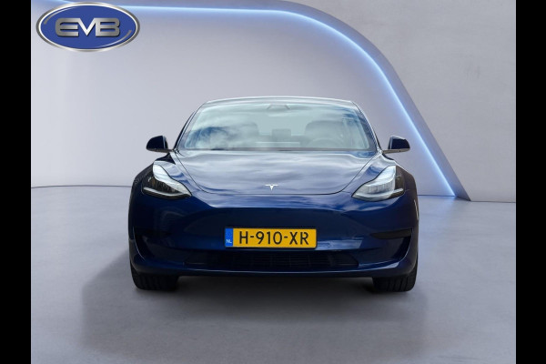 Tesla Model 3 Standard RWD Plus 60 kWh, 19 inch, 1e eigenaar, trekhaak,panoramadak, leder, nl auto met nationale auto pas