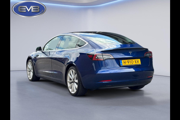Tesla Model 3 Standard RWD Plus 60 kWh, 19 inch, 1e eigenaar, trekhaak,panoramadak, leder, nl auto met nationale auto pas