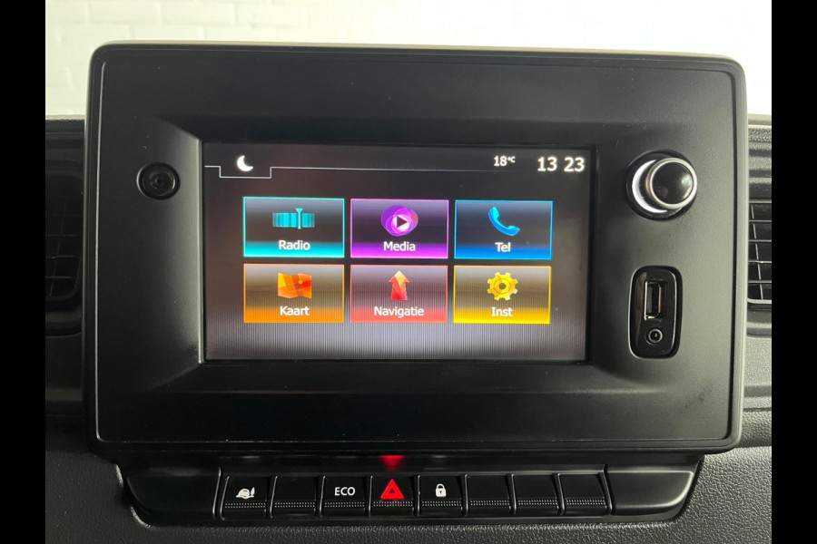 Renault Master Nieuw Model Servicewagen T35 2.3 dCi 135 L2H3 Extra hoog 2xSchuifdeur Modul kasten Omvormer Trekhaak RIJKLAARPRIJS!