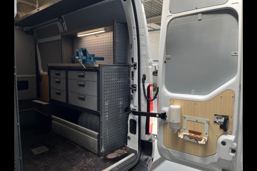 Renault Master Nieuw Model Servicewagen T35 2.3 dCi 135 L2H3 Extra hoog 2xSchuifdeur Modul kasten Omvormer Trekhaak RIJKLAARPRIJS!
