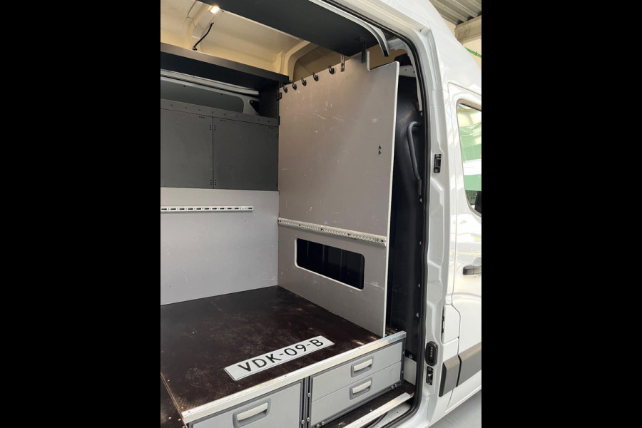 Renault Master Nieuw Model Servicewagen T35 2.3 dCi 135 L2H3 Extra hoog 2xSchuifdeur Modul kasten Omvormer Trekhaak RIJKLAARPRIJS!