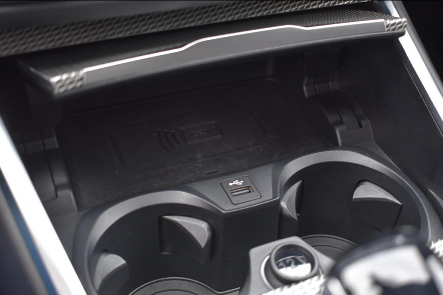 BMW 3 Serie Touring 320e M-SPORT | SHADOW-LINE | EL. WEGKL. TREKHAAK | HEAD-UP DISPLAY | APPLE CARPLAY | ANDROID AUTO | LEDER