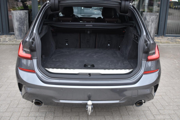 BMW 3 Serie Touring 320e M-SPORT | SHADOW-LINE | EL. WEGKL. TREKHAAK | HEAD-UP DISPLAY | APPLE CARPLAY | ANDROID AUTO | LEDER