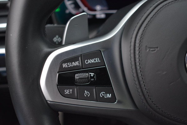 BMW 3 Serie Touring 320e M-SPORT | SHADOW-LINE | EL. WEGKL. TREKHAAK | HEAD-UP DISPLAY | APPLE CARPLAY | ANDROID AUTO | LEDER