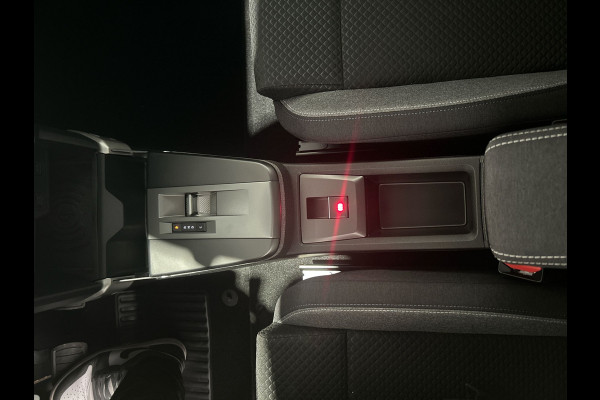 Opel Frontera Electric GS 44 kWh | Voorraad | 11 kW lader | Comfort pakket | Verwarmde stoelen & voorruit | Verwarmd stuurwiel | Dealerprijs € 34.098 rijklaar, dus 15% korting!