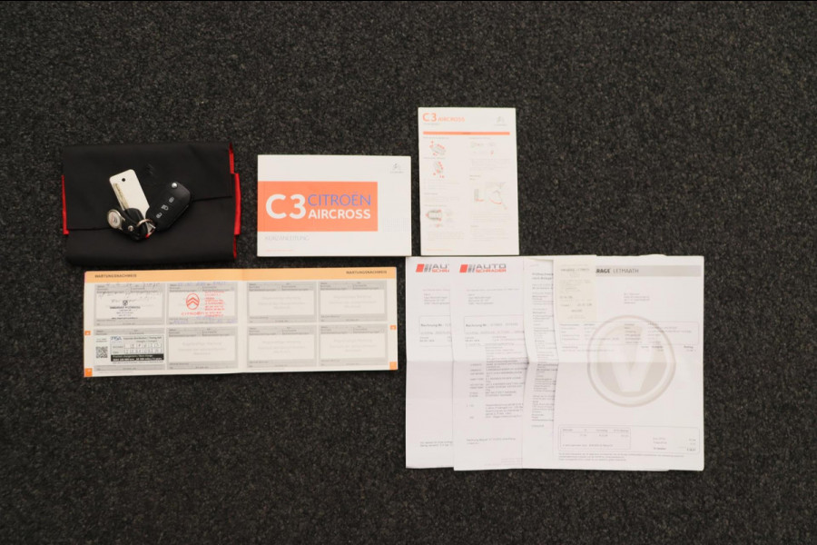 Citroën C3 Aircross 1.2 PureTech S&S Shine Apple/Carplay Pano/dak Leder