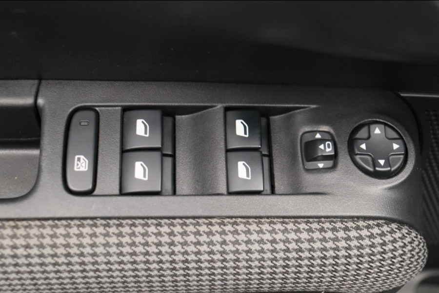 Citroën C3 Aircross 1.2 PureTech S&S Shine Apple/Carplay Pano/dak Leder