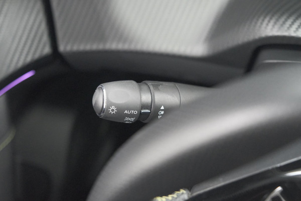 Peugeot 2008 PureTech 130 EAT8 GT | Camera | Apple Carplay | Parkeersensoren