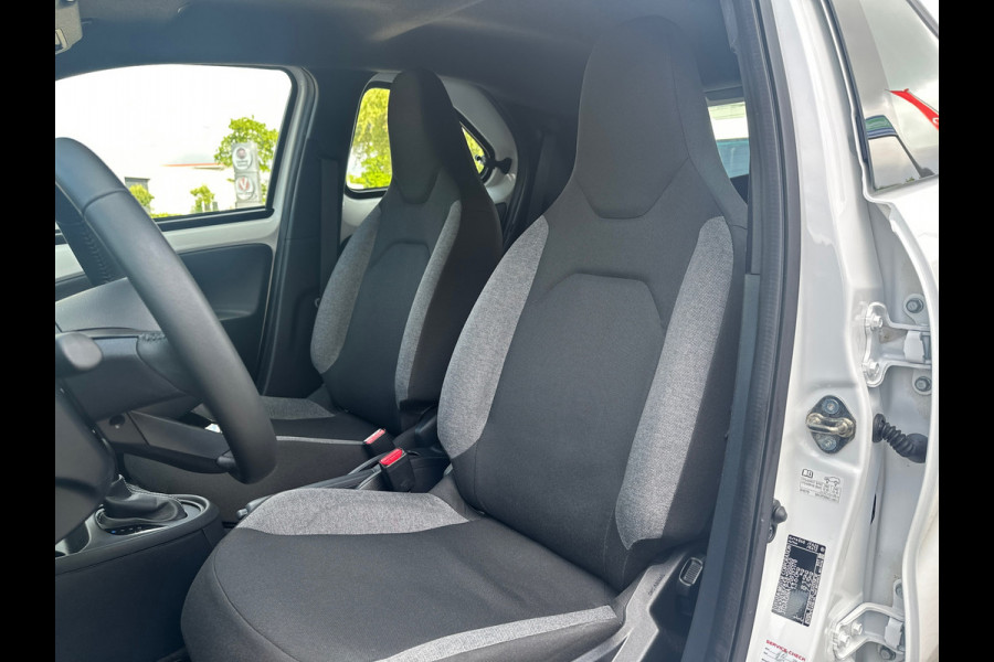 Toyota Aygo X 1.0 VVT-i S-CVT Play