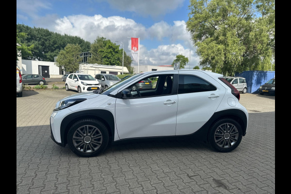 Toyota Aygo X 1.0 VVT-i S-CVT Play