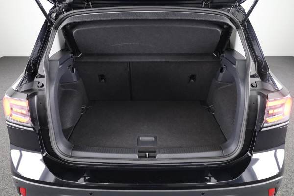 Volkswagen T-Cross 1.0 TSI Life Edition 95 pk | Verlengde garantie | Navigatie via App | Parkeersensoren | Achteruitrijcamera | Adaptieve cruise control | Stoelverwarming |