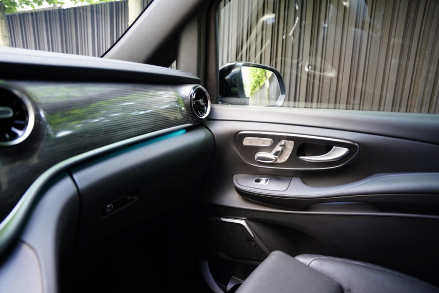 Mercedes-Benz Eqv 300 L2 Avantg. BTW Burmester Panoramadak 7-Persoons