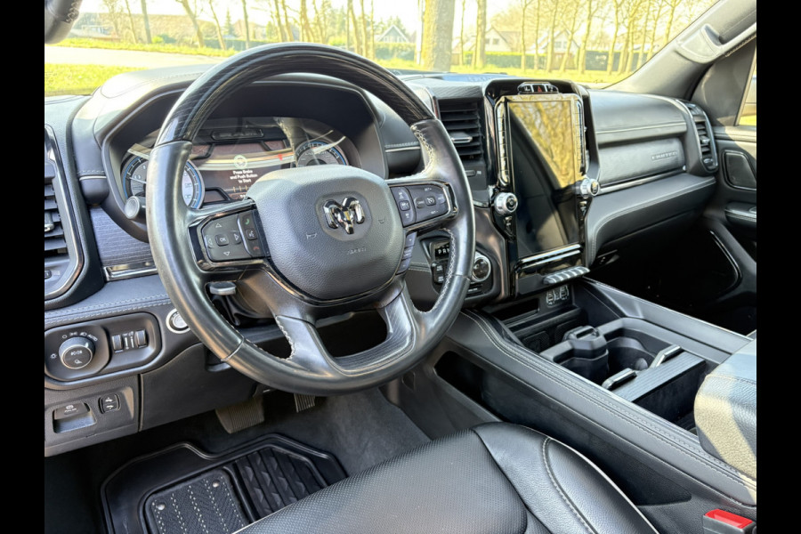 Dodge Ram Pick Up 1500 LIMITED NIGHT NL-Auto 5.7Hemi V8 BPM-VRIJ