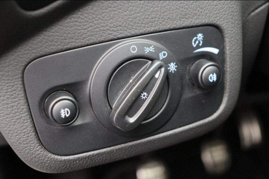 Ford Kuga 1.5 EcoBoost ST Line * Origineel Nederlands * Panoramadak Stoel/stuur verwarming
