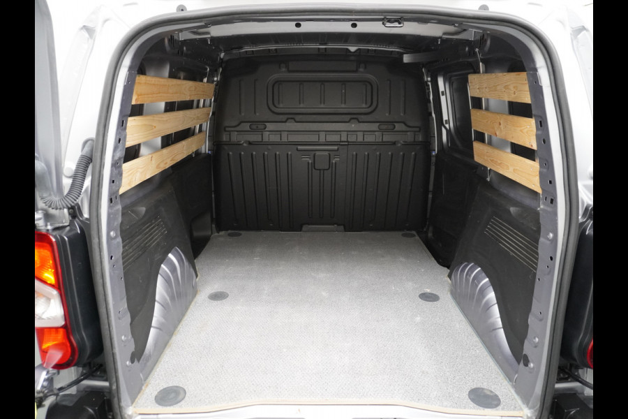 Opel Combo 1.5D 102PK L1H1 Trekhaak Airco Multimedia Cruise Control Pdc Bluetooth Lat om Lat Betimmering Betonplex vloer Schuifdeur 1e Eigenaar Euro 6