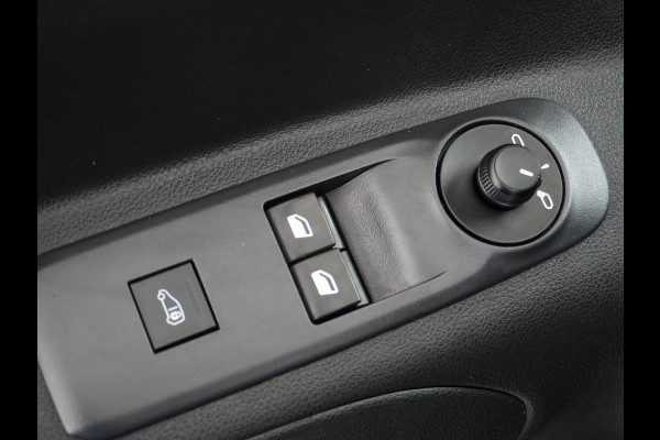 Opel Combo 1.5D 102PK L1H1 Trekhaak Airco Multimedia Cruise Control Pdc Bluetooth Lat om Lat Betimmering Betonplex vloer Schuifdeur 1e Eigenaar Euro 6