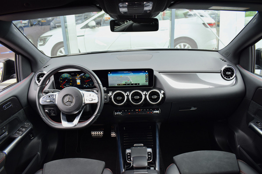 Mercedes-Benz B-Klasse 180 Business Solution AMG | Apple CarPlay | Virtual | Stoelverw. | Night-pakket