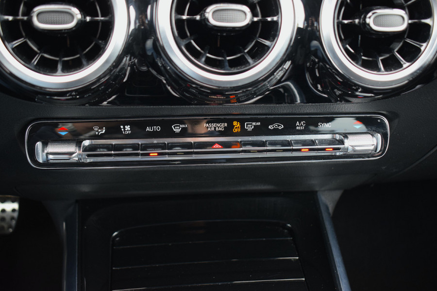 Mercedes-Benz B-Klasse 180 Business Solution AMG | Apple CarPlay | Virtual | Stoelverw. | Night-pakket