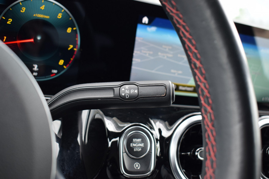 Mercedes-Benz B-Klasse 180 Business Solution AMG | Apple CarPlay | Virtual | Stoelverw. | Night-pakket