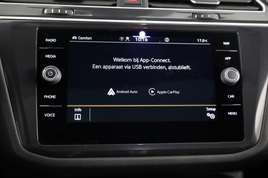 Volkswagen Tiguan Allspace 1.5 TSI R-Line Business 7p. 150 pk | Verlengde garantie | Navigatie | Panoramadak | Parkeersensoren | Adaptieve cruise control | Stoelverwarming | Matrix LED koplampen |