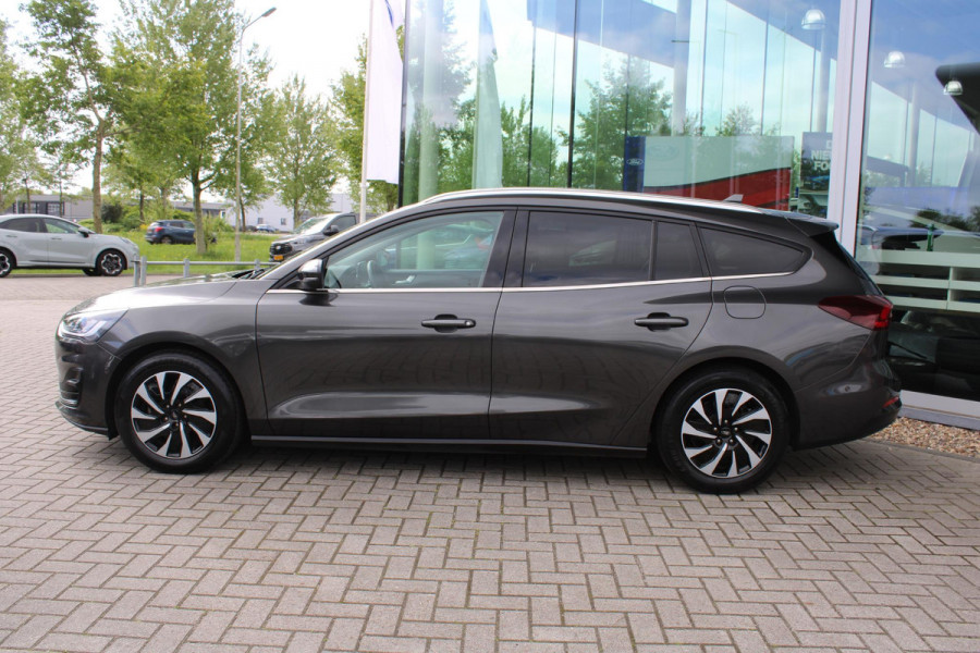 Ford FOCUS Wagon 1.0 EcoBoost Hybrid Titanium Style | Winter Pack | Camera | Navigatie | Cruise control | Privacy glass | NIEUW MODEL
