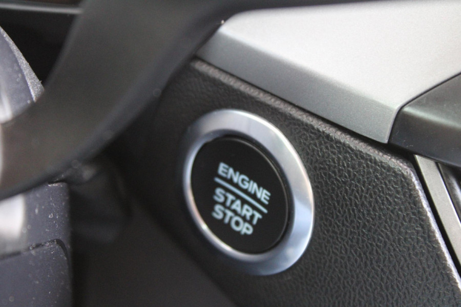 Ford FOCUS Wagon 1.0 EcoBoost Hybrid Titanium Style | Winter Pack | Camera | Navigatie | Cruise control | Privacy glass | NIEUW MODEL