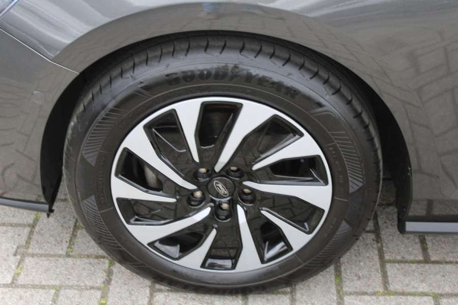 Ford FOCUS Wagon 1.0 EcoBoost Hybrid Titanium Style | Winter Pack | Camera | Navigatie | Cruise control | Privacy glass | NIEUW MODEL