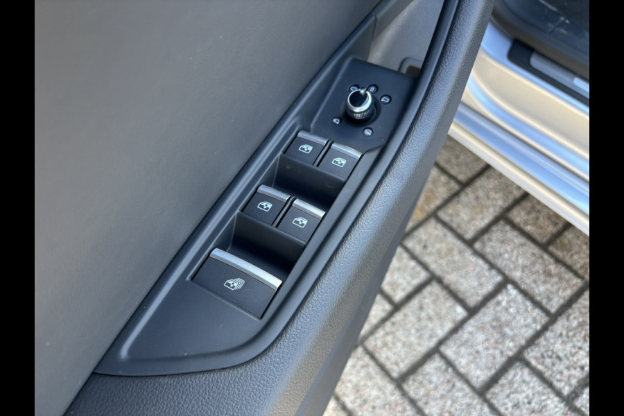 Audi A5 Cabriolet A5 40 Cabriolet 2.0 TFSI advanced (M-H) (EURO 6e)