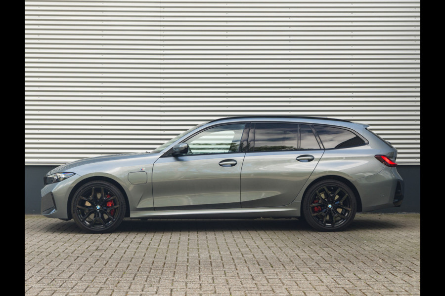 BMW 3 Serie Touring 330e M-Sport Pro - LCI 2 - Grote Range - Trekhaak - Head-up - Hifi