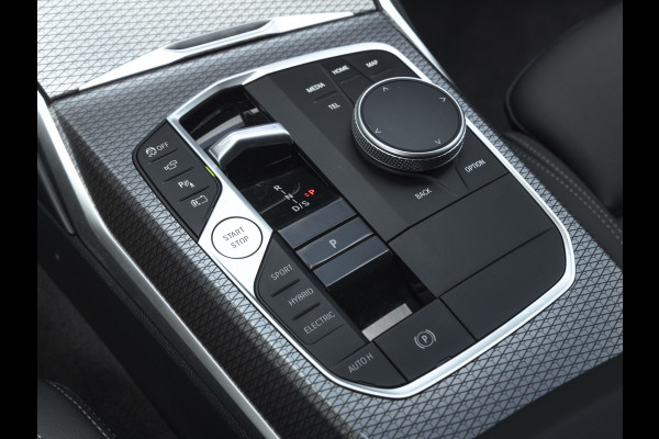 BMW 3 Serie Touring 330e M-Sport Pro - LCI 2 - Grote Range - Trekhaak - Head-up - Hifi