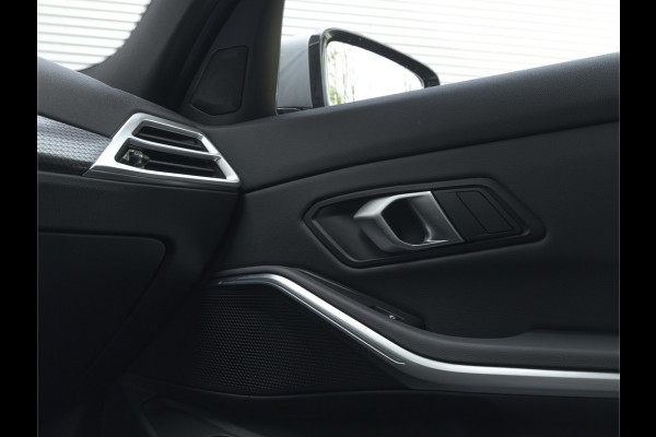 BMW 3 Serie Touring 330e M-Sport Pro - LCI 2 - Grote Range - Trekhaak - Head-up - Hifi