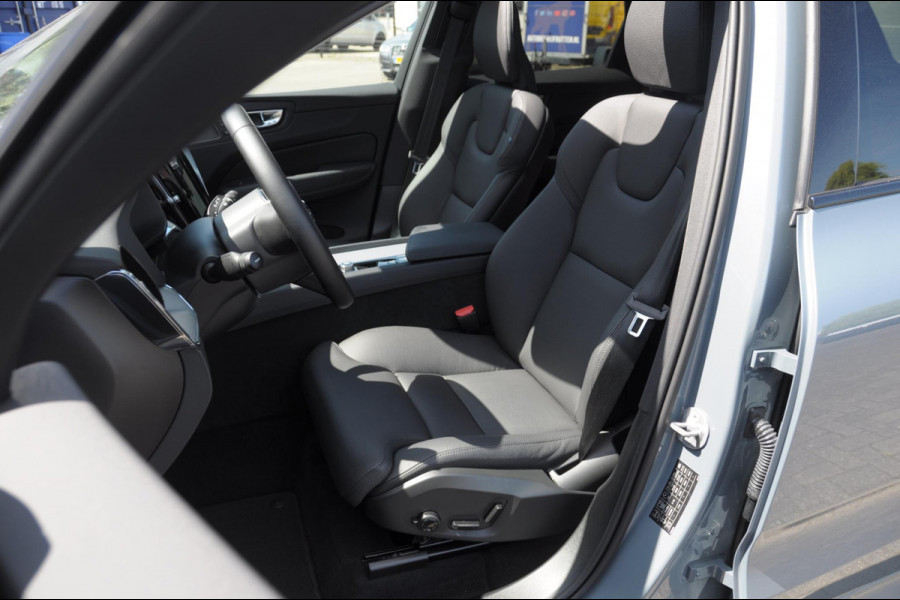 Volvo XC60 T8 455PK Automaat AWD Plus Dark 360 camera / Harman kardon audio / elektrisch bedienbare voorstoelen / Memory seats / stoelverwarming voor en achter/ stuurverwarming / BLIS /