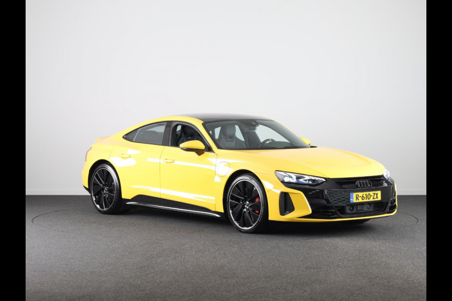 Audi e-tron GT RS 93 kWh 600pk | Matrix Laser Led | Optiekpakket Carbon | Stoelventilage/massage | Vierwielbesturing