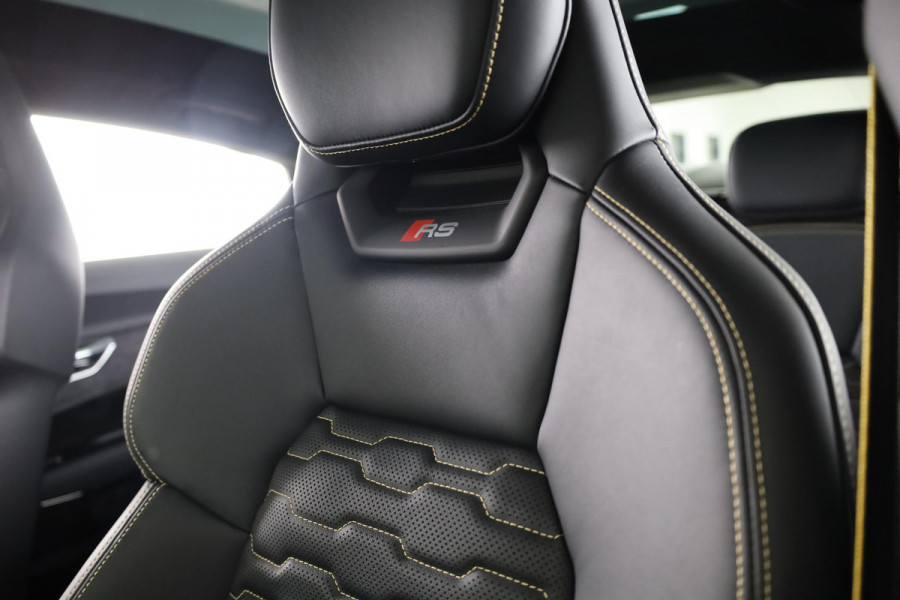Audi e-tron GT RS 93 kWh 600pk | Matrix Laser Led | Optiekpakket Carbon | Stoelventilage/massage | Vierwielbesturing