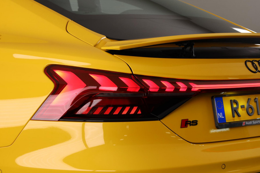 Audi e-tron GT RS 93 kWh 600pk | Matrix Laser Led | Optiekpakket Carbon | Stoelventilage/massage | Vierwielbesturing