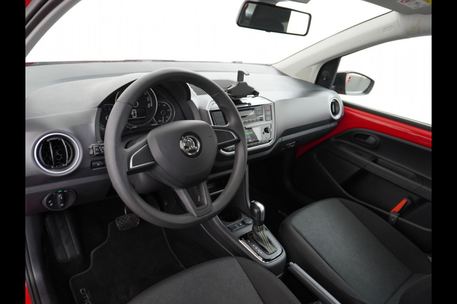 Škoda Citigo e-iV EV 36kWh Climate Control Cruise Control Bluetooth Verkeersborddetectie Led Esp Smartphone integratie Rijstrooksensor Verkeersbord detectie Ambition Grote Accu! Garantie op de accu tot 27-02-2028/160.000km. 1.235kg licht!