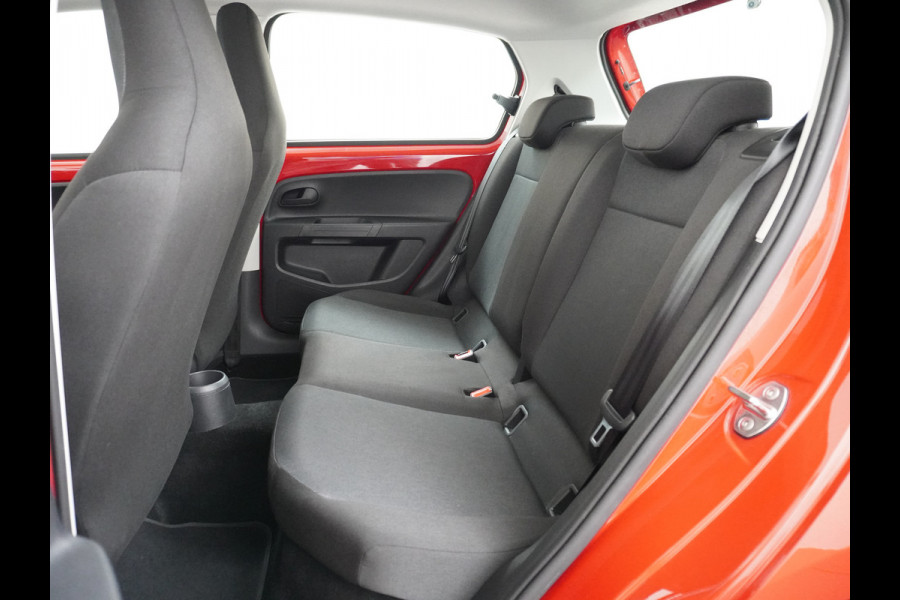 Škoda Citigo e-iV EV 36kWh Climate Control Cruise Control Bluetooth Verkeersborddetectie Led Esp Smartphone integratie Rijstrooksensor Verkeersbord detectie Ambition Grote Accu! Garantie op de accu tot 27-02-2028/160.000km. 1.235kg licht!