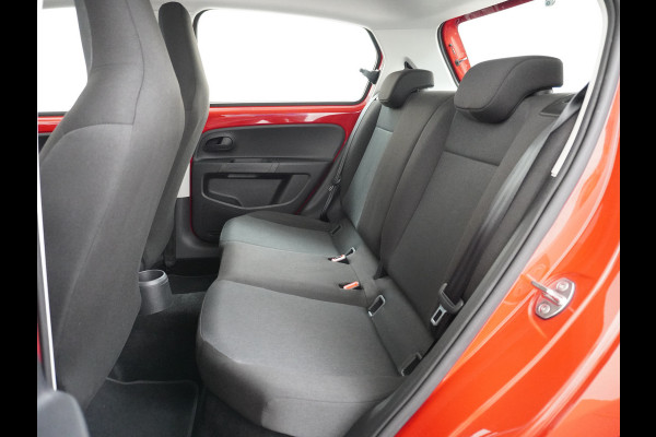 Škoda Citigo e-iV EV 36kWh Climate Control Cruise Control Bluetooth Verkeersborddetectie Led Esp Smartphone integratie Rijstrooksensor Verkeersbord detectie Ambition Grote Accu! Garantie op de accu tot 27-02-2028/160.000km. 1.235kg licht!