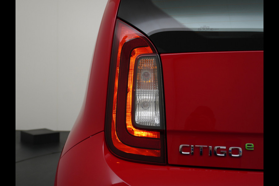 Škoda Citigo e-iV EV 36kWh Climate Control Cruise Control Bluetooth Verkeersborddetectie Led Esp Smartphone integratie Rijstrooksensor Verkeersbord detectie Ambition Grote Accu! Garantie op de accu tot 27-02-2028/160.000km. 1.235kg licht!