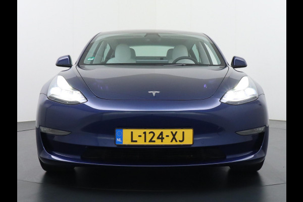 Tesla Model 3 Performance AWD 75 kWh ORIG. NL. NAP KM. | WIT LEDER | AUTOPILOT
