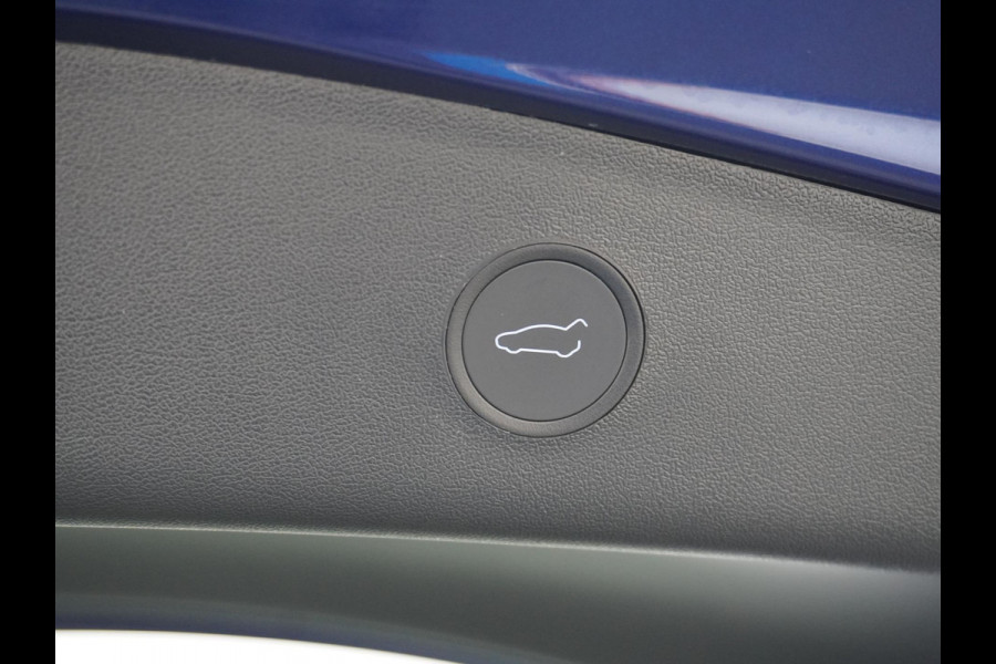 Tesla Model 3 Performance AWD 75 kWh ORIG. NL. NAP KM. | WIT LEDER | AUTOPILOT