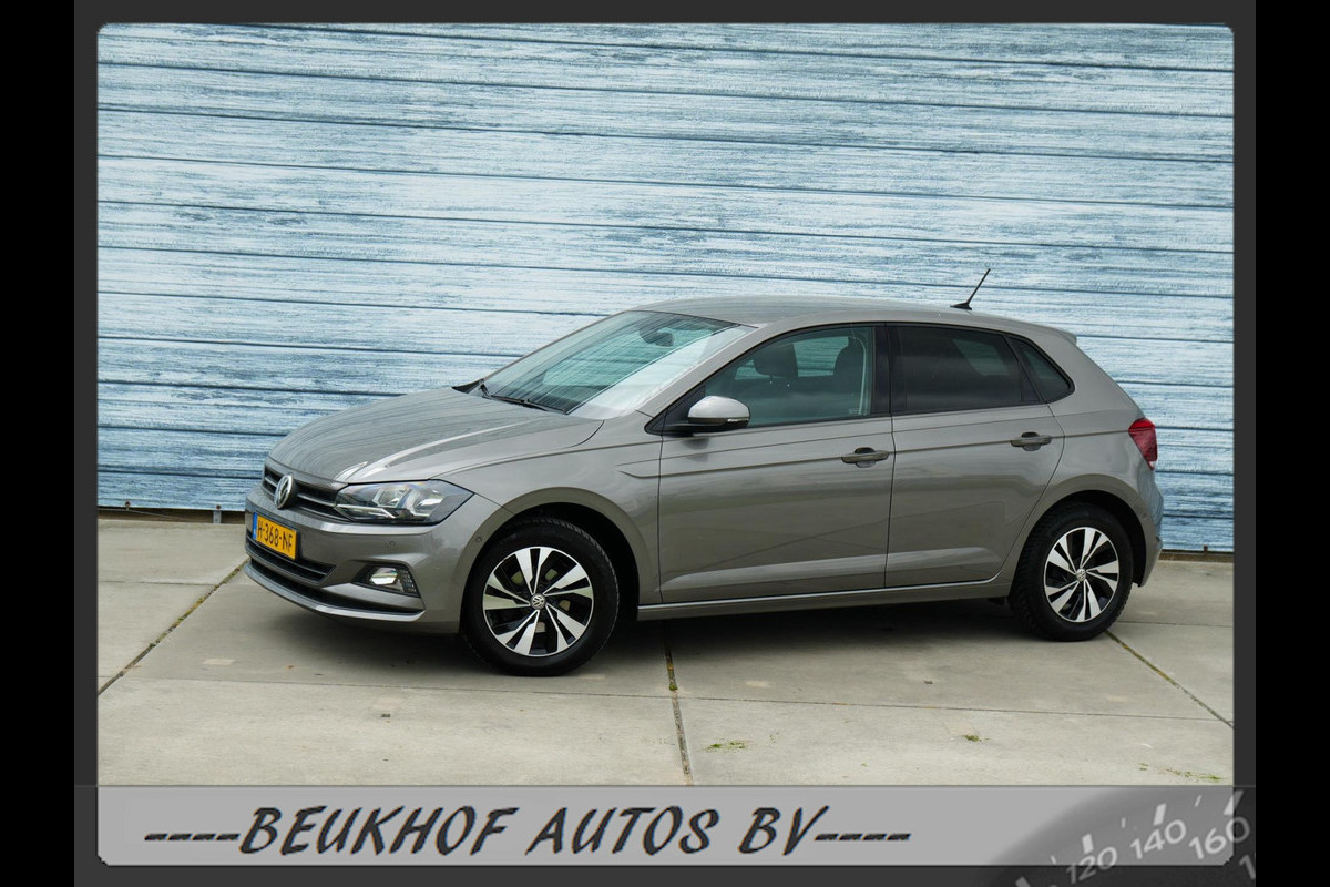 Volkswagen Polo 1.0 TSI Business Automaat Velgen Parkeersensoren Volkswagen Polo 1.0 TSI Business Automaat Velgen Parkeersensoren