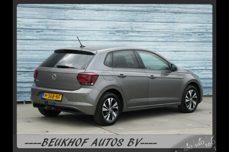 Volkswagen Polo 1.0 TSI Business Automaat Velgen Parkeersensoren