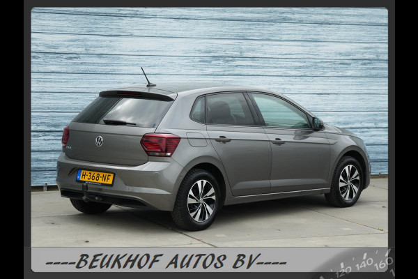 Volkswagen Polo 1.0 TSI Business Automaat Velgen Parkeersensoren