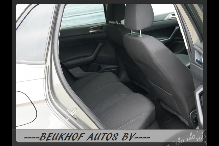 Volkswagen Polo 1.0 TSI Business Automaat Velgen Parkeersensoren