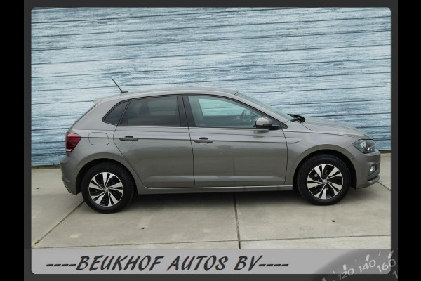 Volkswagen Polo 1.0 TSI Business Automaat Velgen Parkeersensoren