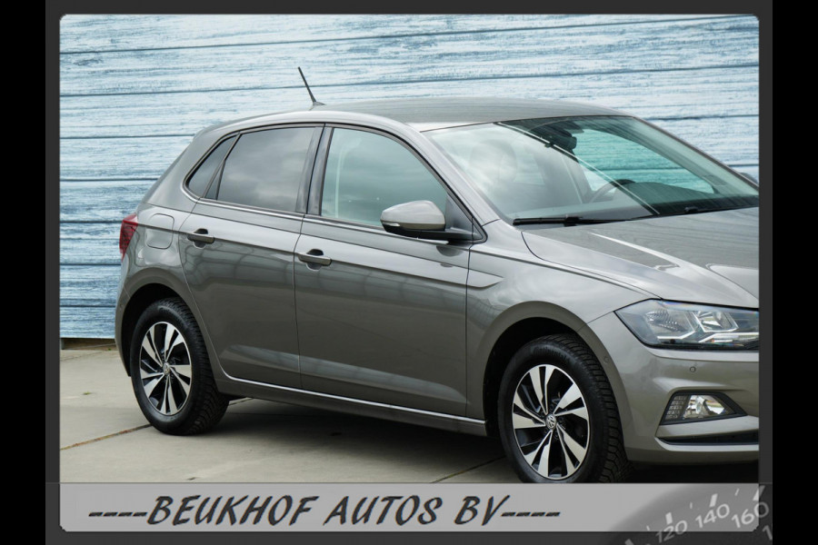 Volkswagen Polo 1.0 TSI Business Automaat Velgen Parkeersensoren