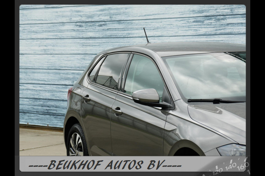 Volkswagen Polo 1.0 TSI Business Automaat Velgen Parkeersensoren